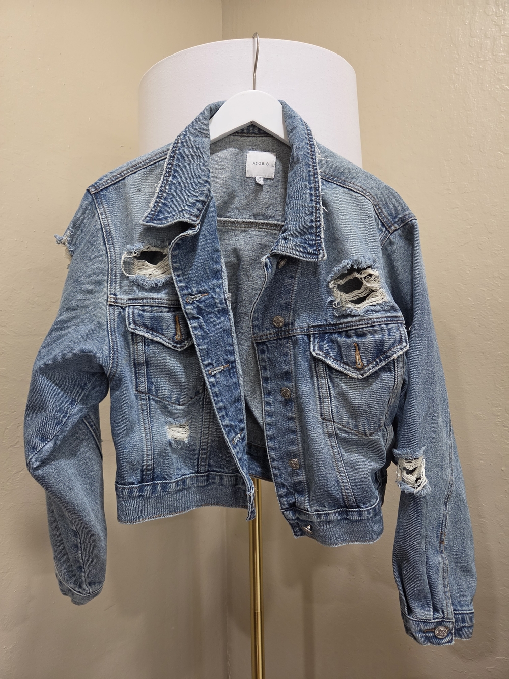 Distressed Denim Jacket - Casual Jean Jacket US M